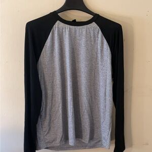 Black and Gray Women's Long Sleeve Top